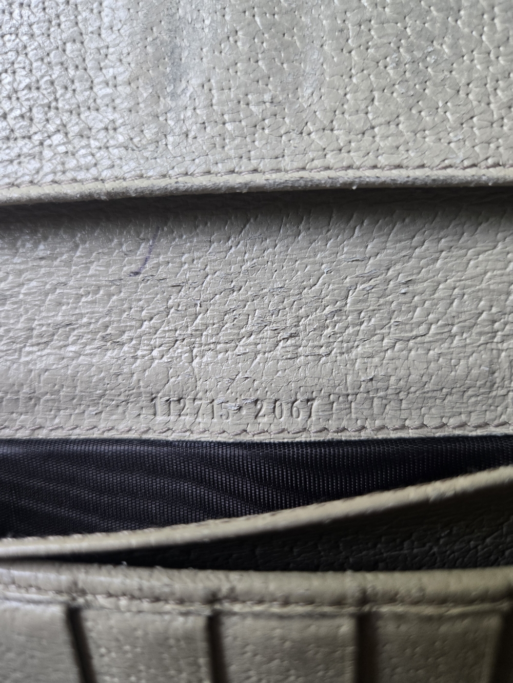 Gucci Brown Monogram Continental Wallet - Picture 9 of 10